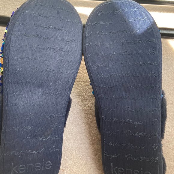 KENSIE Women Plush Sequin Faux Fur Slippers - NEW - Picture 8 of 8
